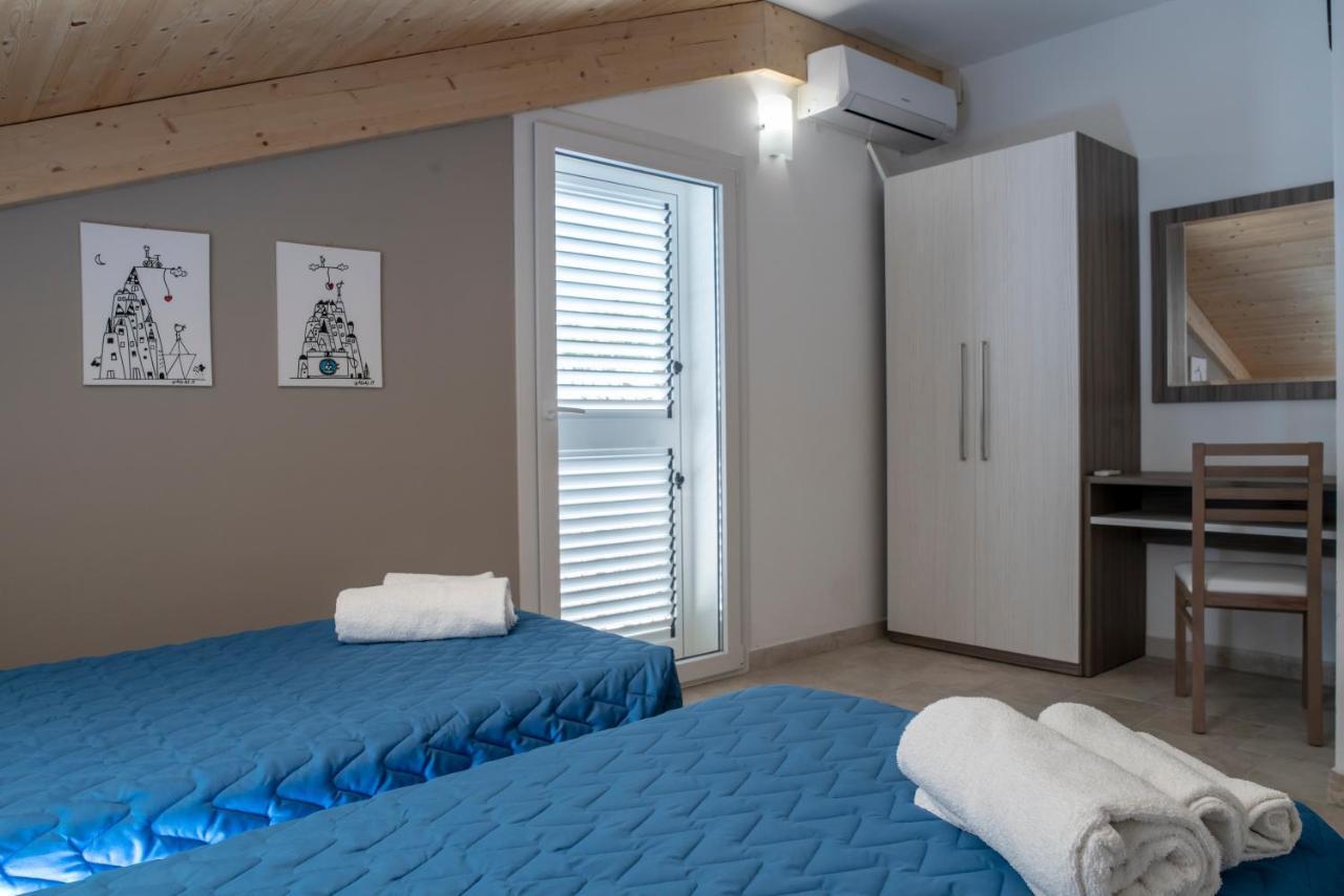La Plata Hotel - Con Piscina Riccione Ngoại thất bức ảnh